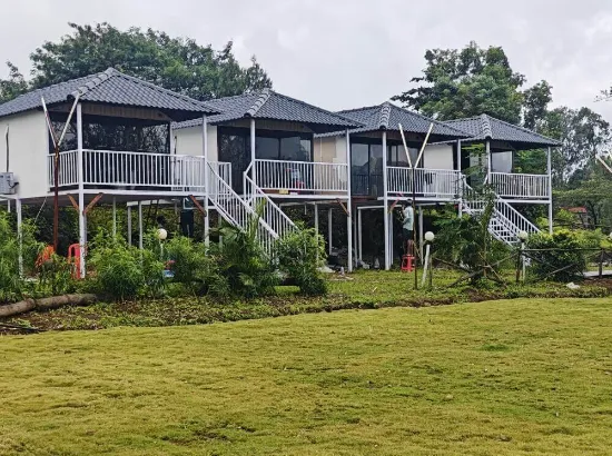 Cozy AC Cottage at Pawna Lake